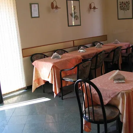 فندق مبيت وإفطار La Vecchia Comuna Sant'antonio (Mantova)